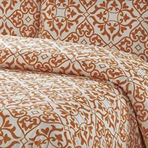 IKEA Queen/Full Duvet Set Orange White AndreaKakel